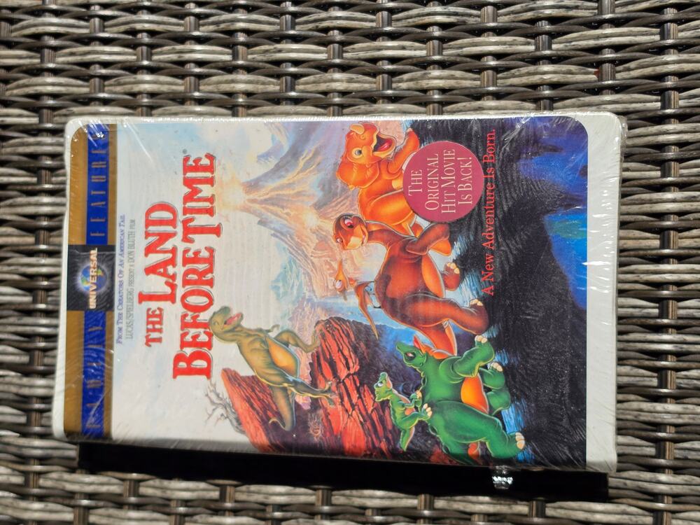 The Land Before Time VHS 1998 Universal Clamshell